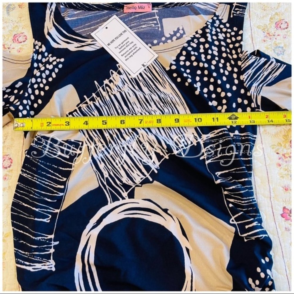 Maternity Abstract Baby Shower Dress - Picture 6 of 11